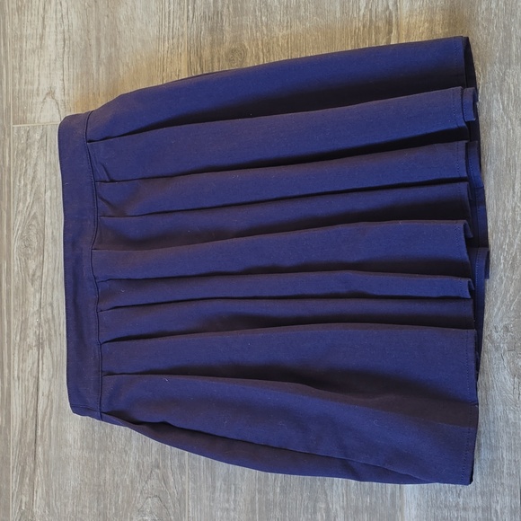 Girl's Navy Blue Skirt - Picture 2 of 4